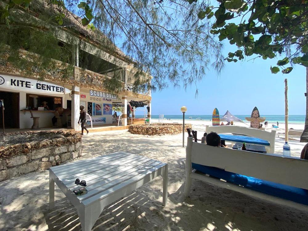 Soul Breeze Beach Resort 迪亚尼海滩 外观 照片